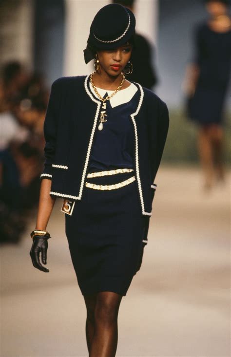 chanel ropa wikipedia|chanel fashion history.